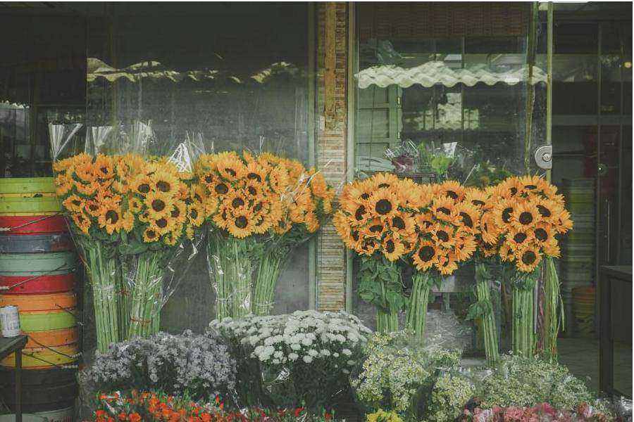 Bloemenwand voor pop-up activatie